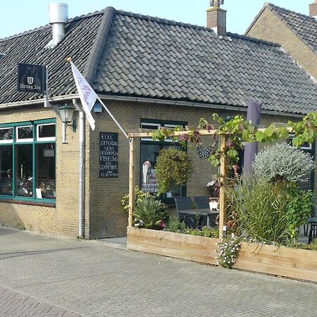 Eetcafe/Pension Nooitgedacht Strijen Eksteriør billede